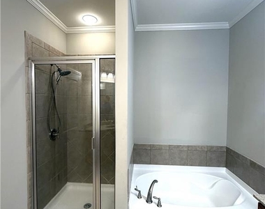 3026 Eltham Place - Photo Thumbnail 23