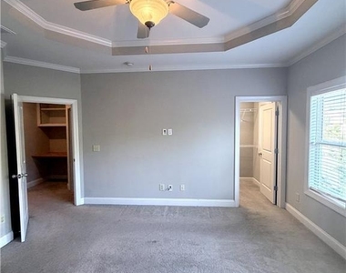 3026 Eltham Place - Photo Thumbnail 17