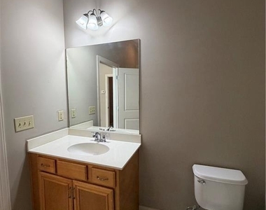3026 Eltham Place - Photo Thumbnail 35