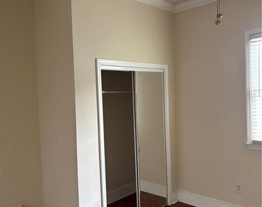 434 Martin Street Se - Photo Thumbnail 8