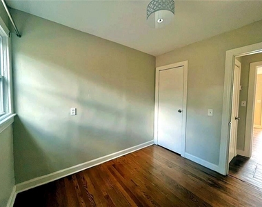 1449 Lynford Drive Sw - Photo Thumbnail 10