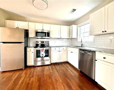 1449 Lynford Drive Sw - Photo Thumbnail 1