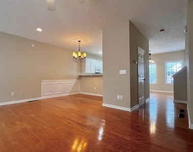 3531 Lantern View Lane - Photo Thumbnail 7