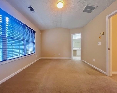 3531 Lantern View Lane - Photo Thumbnail 10