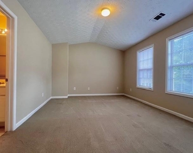 3531 Lantern View Lane - Photo Thumbnail 13