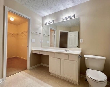 3531 Lantern View Lane - Photo Thumbnail 11