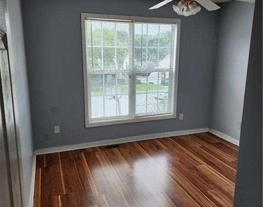 1158 Olde Hinge Way - Photo Thumbnail 8