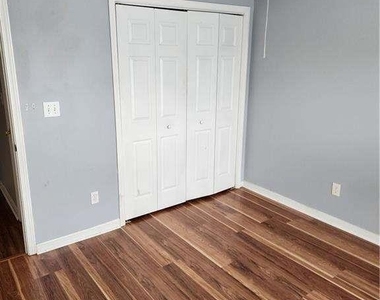 1158 Olde Hinge Way - Photo Thumbnail 7