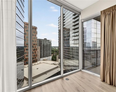1080 Peachtree Street Ne - Photo Thumbnail 3