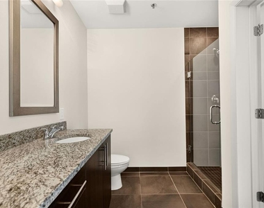 1080 Peachtree Street Ne - Photo Thumbnail 5