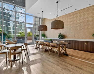 1080 Peachtree Street Ne - Photo Thumbnail 39
