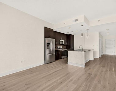 1080 Peachtree Street Ne - Photo Thumbnail 23