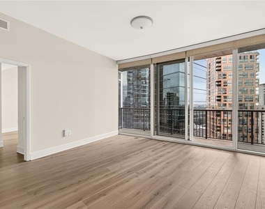 1080 Peachtree Street Ne - Photo Thumbnail 1
