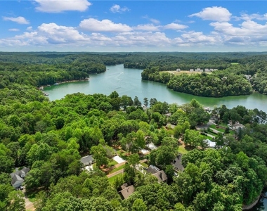 8083 Beachwood Drive - Photo Thumbnail 38