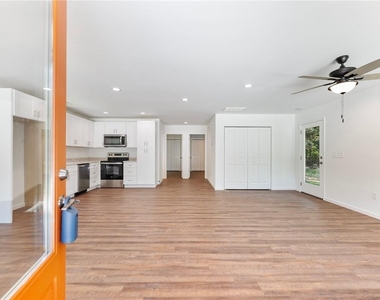 8083 Beachwood Drive - Photo Thumbnail 1