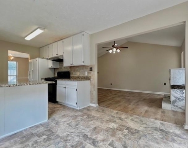 5335 Durham Ridge Court Nw - Photo Thumbnail 5