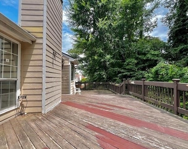 5335 Durham Ridge Court Nw - Photo Thumbnail 6