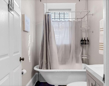 2882 Church Street - Photo Thumbnail 12