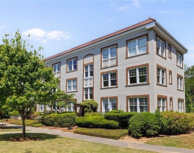 7 Park Lane Ne - Photo Thumbnail 2