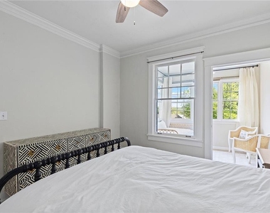 7 Park Lane Ne - Photo Thumbnail 22
