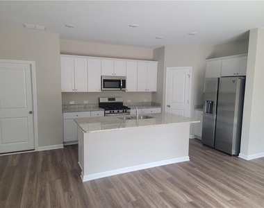 4217 Waxwing Street - Photo Thumbnail 6