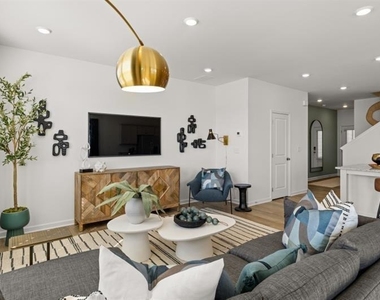 113 Vision Street - Photo Thumbnail 4