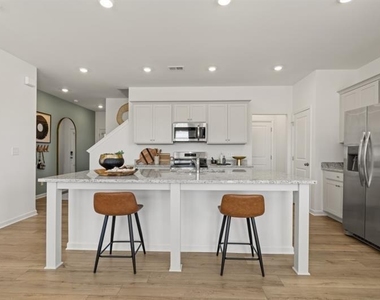 113 Vision Street - Photo Thumbnail 9