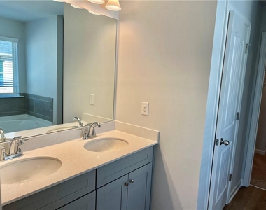2166 Cadenza Circle - Photo Thumbnail 12