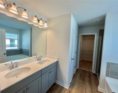 2166 Cadenza Circle - Photo Thumbnail 10