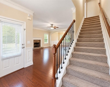 4025 Hunters Walk Way - Photo Thumbnail 18