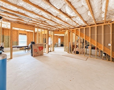 4025 Hunters Walk Way - Photo Thumbnail 34