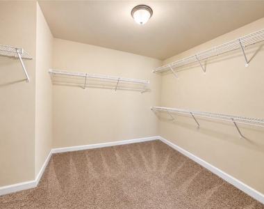 4025 Hunters Walk Way - Photo Thumbnail 25