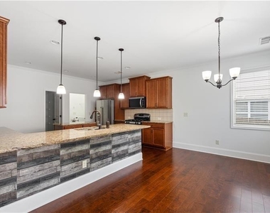2080 Redbarn Court - Photo Thumbnail 11