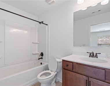 2080 Redbarn Court - Photo Thumbnail 33