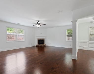 2080 Redbarn Court - Photo Thumbnail 8