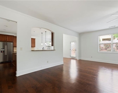 2080 Redbarn Court - Photo Thumbnail 7