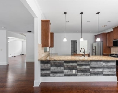 2080 Redbarn Court - Photo Thumbnail 12