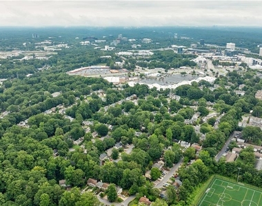 1248 Falling Water Drive Se - Photo Thumbnail 34