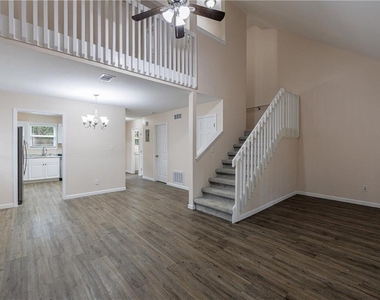 1248 Falling Water Drive Se - Photo Thumbnail 12