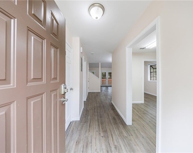 1248 Falling Water Drive Se - Photo Thumbnail 1