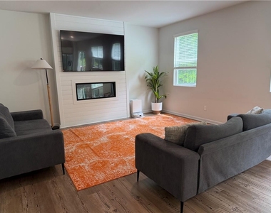 54 Autumnwood Court - Photo Thumbnail 8