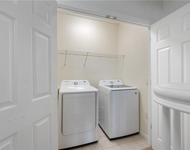 3334 Peachtree Road Ne - Photo Thumbnail 23