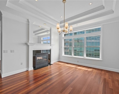 3334 Peachtree Road Ne - Photo Thumbnail 14