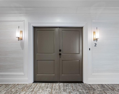 3334 Peachtree Road Ne - Photo Thumbnail 1