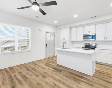 128 Hilltop Drive Sw - Photo Thumbnail 6