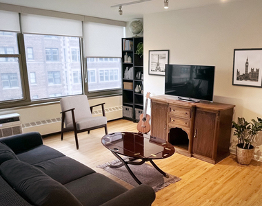 360 W Wellington Avenue - Photo Thumbnail 3