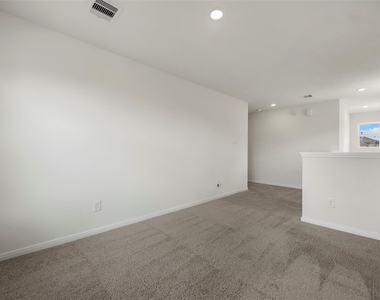 21111 Salton Sea Lane - Photo Thumbnail 9