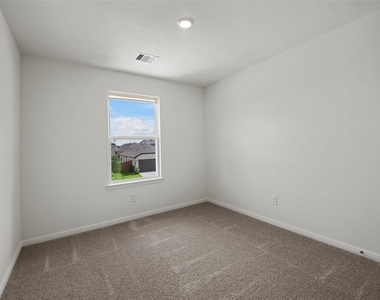 21111 Salton Sea Lane - Photo Thumbnail 18
