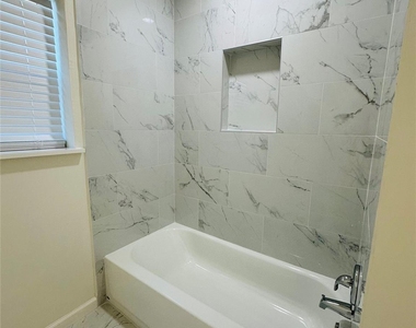 2309 Sheridan Street - Photo Thumbnail 1