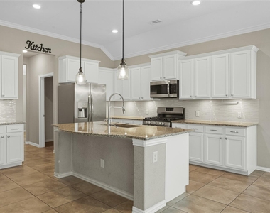 8903 Lost Castle Way - Photo Thumbnail 4